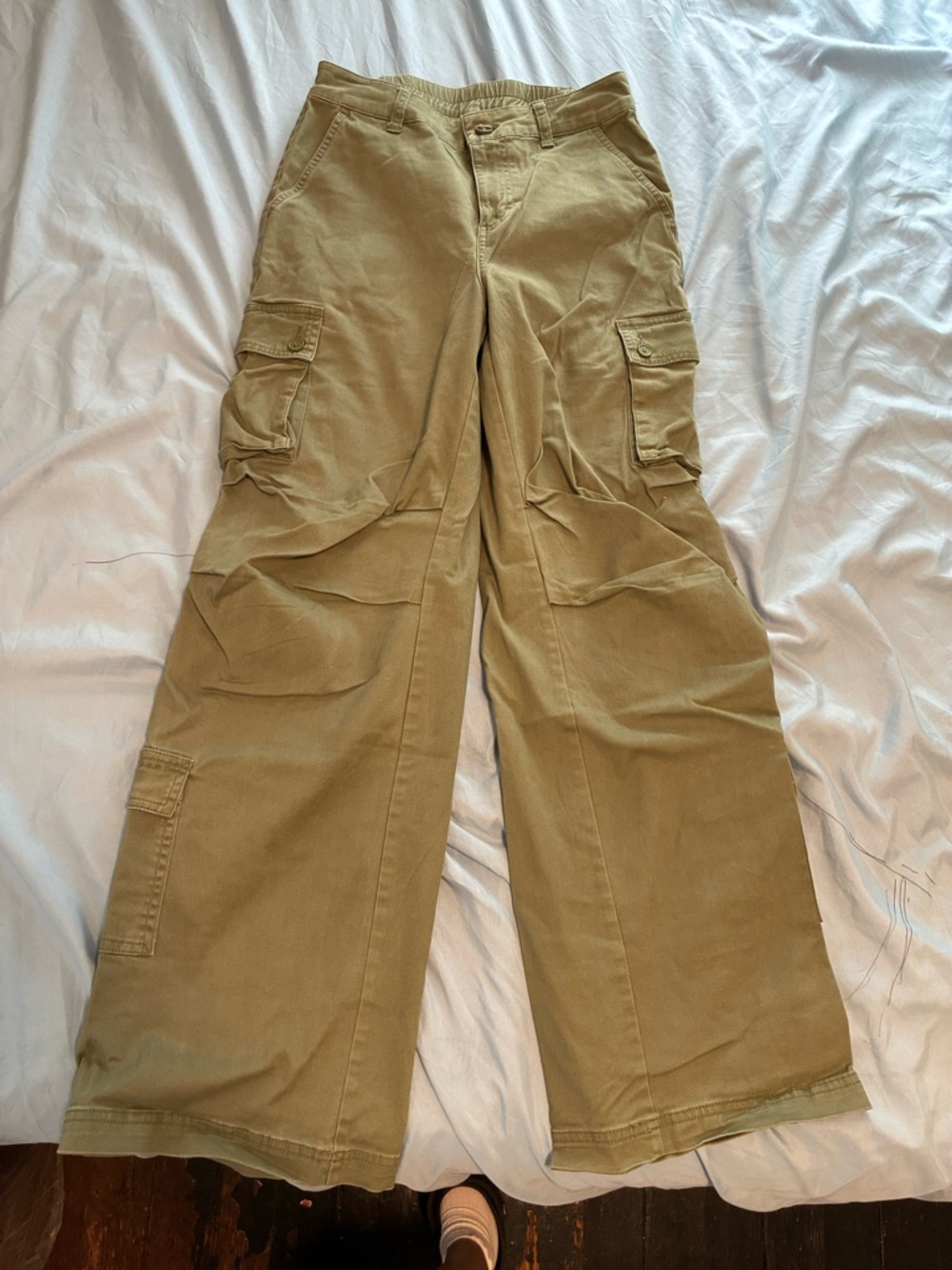 Women’s Cargo Pants in Olive Tan - Relaxed Fit